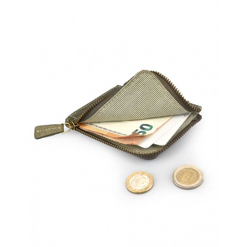 Men’s green leather zippered cardholder, perspective view, with zipper open, on a white background - MONPIEL