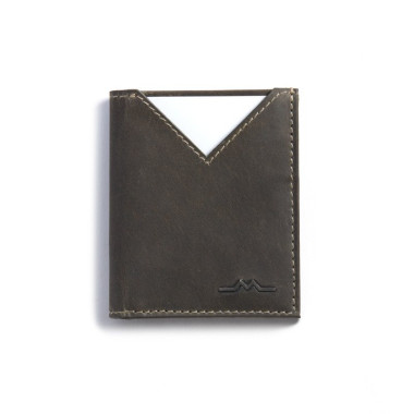 Side view of green slim leather wallet for men, front view on white background - MONPIEL