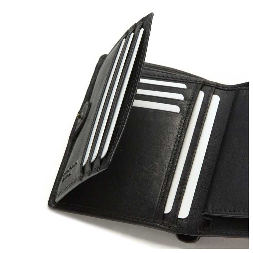 Black leather wallet with internal clasp, close-up of slot details, on a white background - MONPIEL
