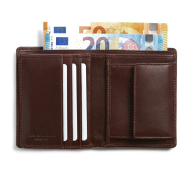 Brown vertical leather wallet with interior coin pocket, front view on white background - MONPIEL 2