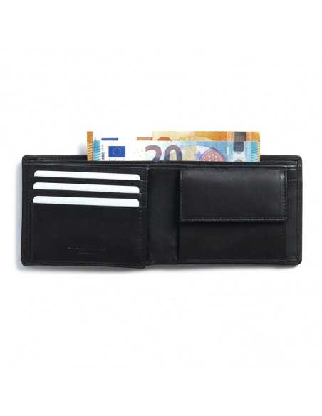 Black leather American-style wallet, open, with card slots and coin pocket details, on a white background - MONPIEL Black leather American-style wallet, open, with card slots and coin pocket details, on a white background - MONPIEL