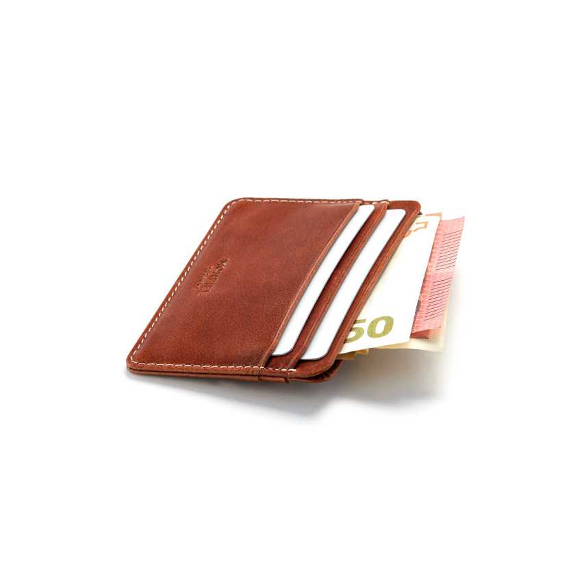Mini Havana leather cardholder with card slots and bill detail, on a white background - MONPIEL