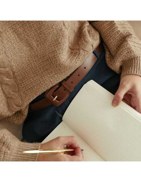 Brown leather women’s belt with covered buckle, notebook detail - MONPIEL Brown leather women’s belt with covered buckle, notebook detail - MONPIEL