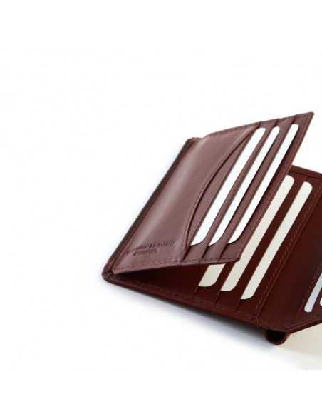 Basic brown Lago leather billfold with card slot detail on white background - MONPIEL