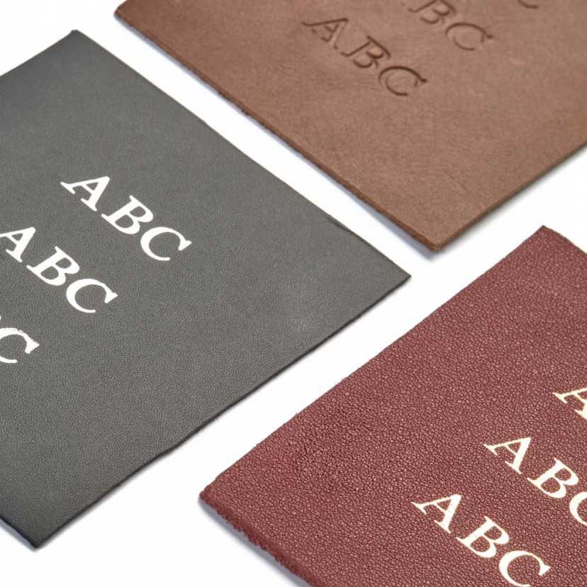 Custom initials: 3 letters, gold embossed, hot-stamped, and silver - MONPIEL