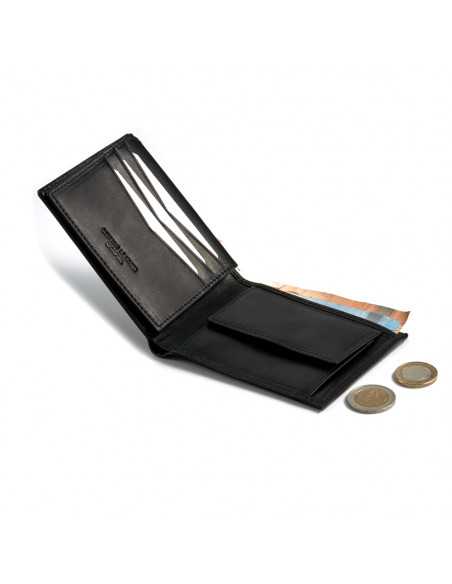 Grand portefeuille américain en cuir noir avec porte-monnaie et logo centré, ouvert, avec pièces visibles, sur fond bl - MONPIEL Grand portefeuille américain en cuir noir avec porte-monnaie et logo centré, ouvert, avec pièces visibles, sur fond bl - MONPIEL