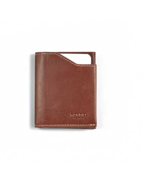 Tan leather pocket wallet, shown from the front on a white background - MONPIEL Tan leather pocket wallet, shown from the front on a white background - MONPIEL