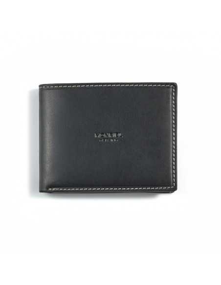 Grand portefeuille américain en cuir noir avec porte-monnaie et logo centré, vue de face sur fond blanc - MONPIEL Grand portefeuille américain en cuir noir avec porte-monnaie et logo centré, vue de face sur fond blanc - MONPIEL