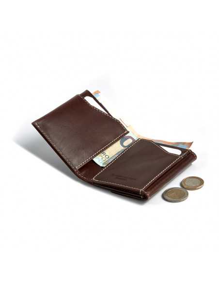 Portefeuille pocket en cuir marron avec porte-monnaie, ouvert, montrant des pièces, sur fond blanc - MONPIEL