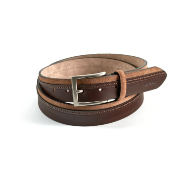 Gürtel aus Vaquetilla- und Wildleder in Marineblau, Vorderansicht, vor weißem Hintergrund - MONPIEL 2