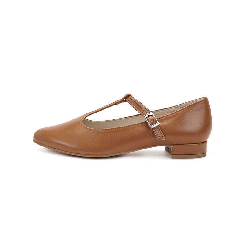 Women's Marieta leather Mary Janes in tan, shown from the side on a white background - MONPIEL