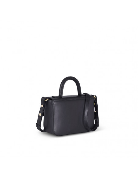 Bolsa de couro pequena Armado na cor preta com vista traseira em perspectiva sobre fundo branco - MONPIEL Bolsa de couro pequena Armado na cor preta com vista traseira em perspectiva sobre fundo branco - MONPIEL