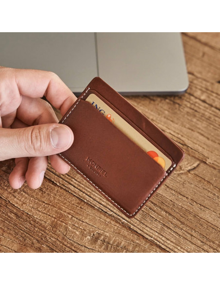 Mini porte-cartes en cuir couleur havane avec fond d’ordinateur portable - MONPIEL