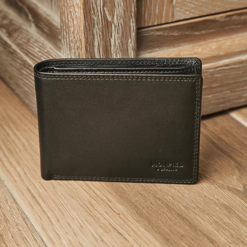 Large American Double Stitched Wallet...