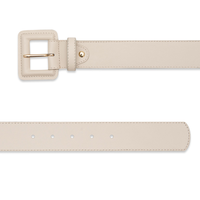 Wide women's leather belt with covered buckle in beige, shown from the front on a white background - MONPIEL