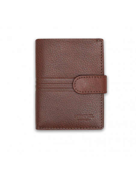 Petit portefeuille en cuir avec porte-monnaie et fermoir central couleur havane, vue de face sur fond blanc - MONPIEL Petit portefeuille en cuir avec porte-monnaie et fermoir central couleur havane, vue de face sur fond blanc - MONPIEL