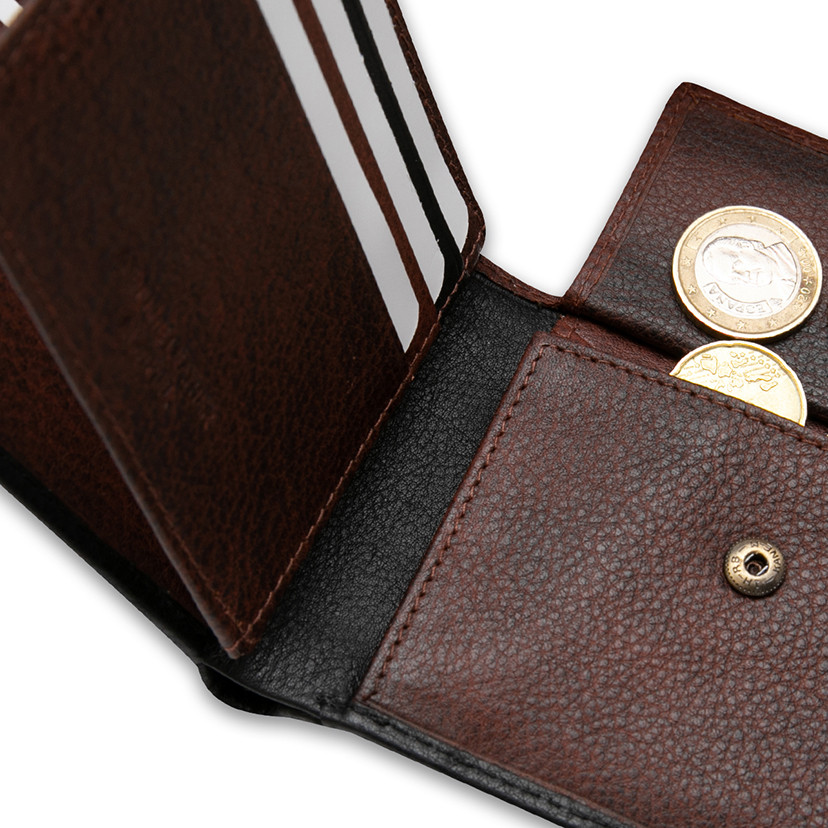 Large American-style leather purse with coin pocket in black, close-up interior detail, on a white background - MONPIEL