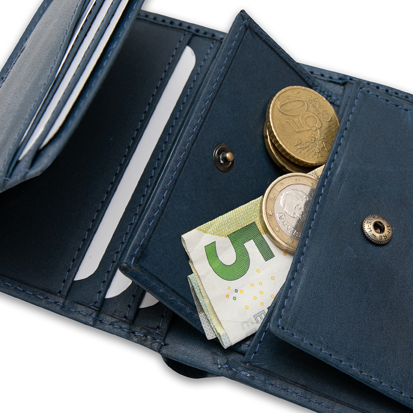 billetero-con-monedero-dentro-parche-con-logo-azul-detalle-interior