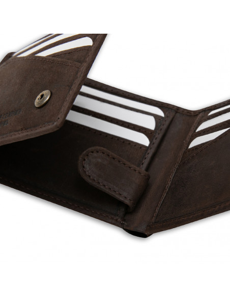 Small American leather wallet in brown, close-up of the interior on white background - MONPIEL