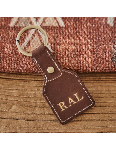 Square leather keychain in brown, featuring personalized initials - MONPIEL