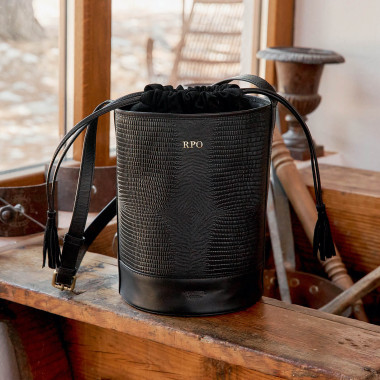 Iniziali personalizzate in oro di tre lettere incise su sfondo bianco - MONPIEL 2