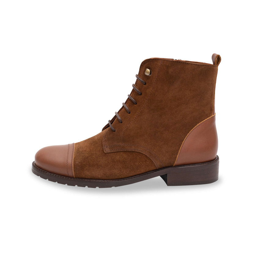 Women’s leather lace-up ankle boots in tan color, side view, on a white background - MONPIEL