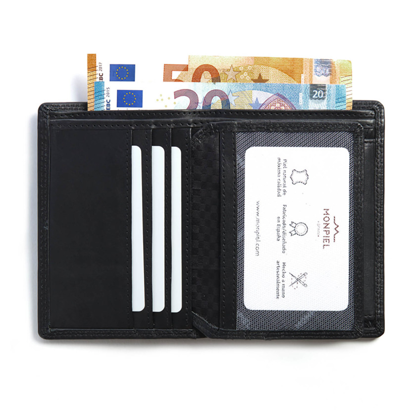 Carteira XL de couro preto com porta-moedas, aberta, mostrando detalhes dos slots para cartões e porta-moedas, sobre f - MONPIEL