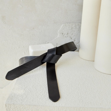 Black leather vaquetilla knotted belt, closed, next to soap - MONPIEL 2