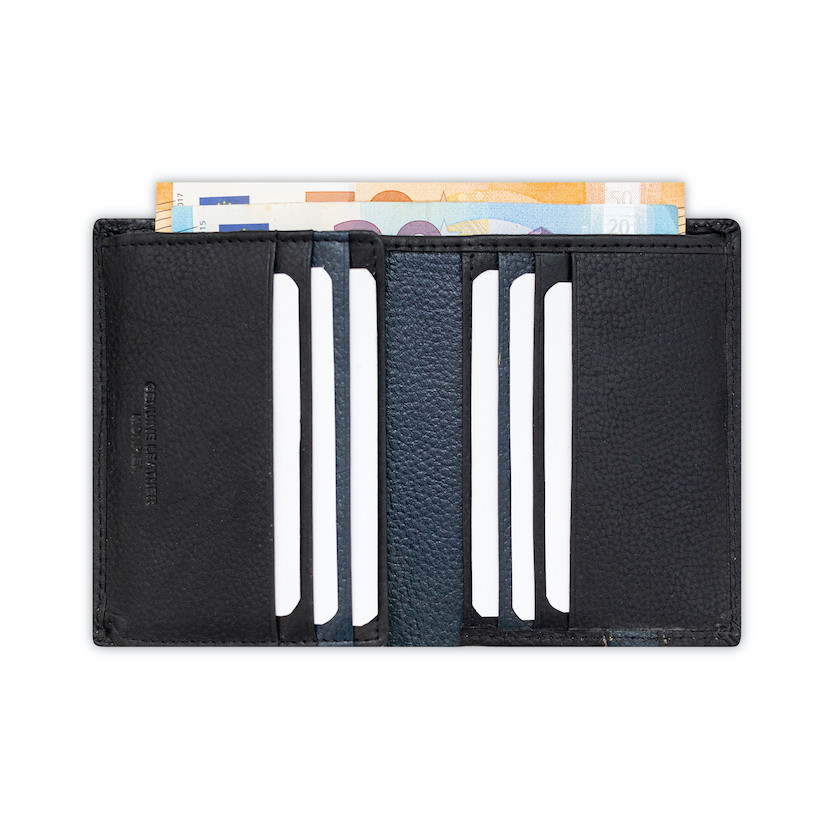 Carteira de couro com elástico em preto, aberta em fundo branco - MONPIEL