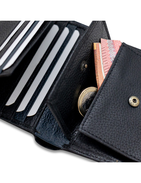 Black leather wallet with money clip, close-up of open coin pocket - MONPIEL
