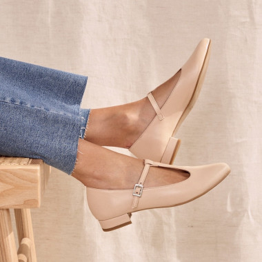 Mary Janes pour femmes Marieta en cuir noir, vue de dessus et en perspective - MONPIEL 2