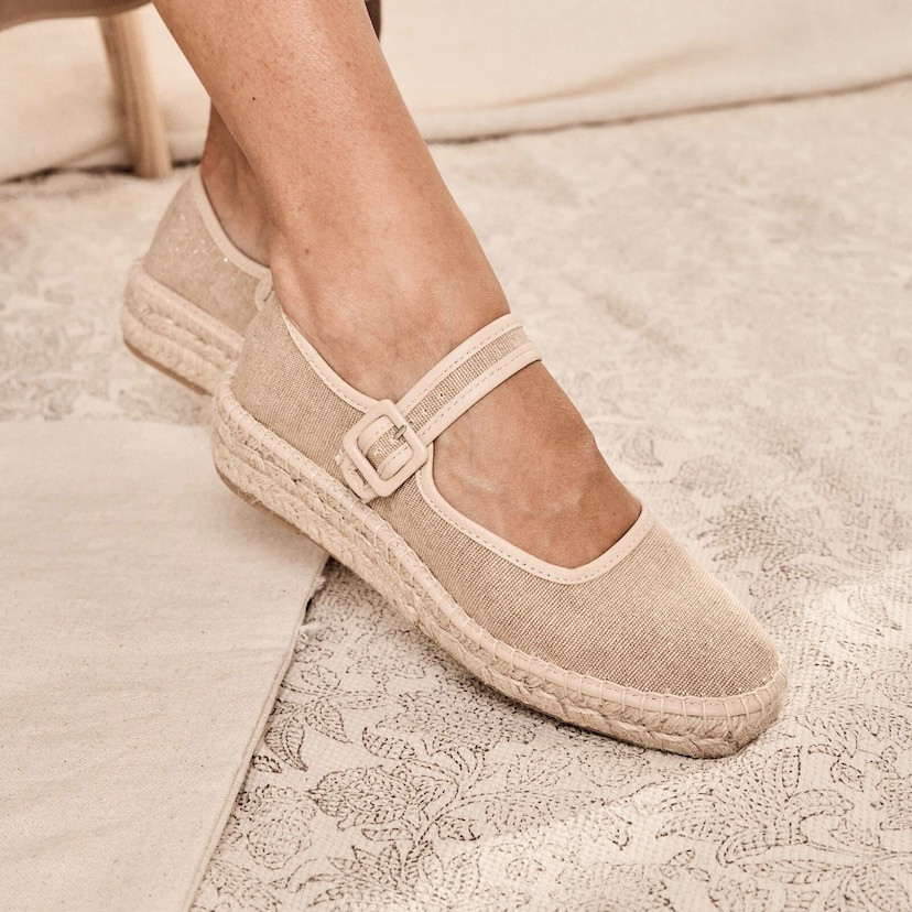 Beige shiny Cuba Mary Jane espadrille, side view on a carpet - MONPIEL