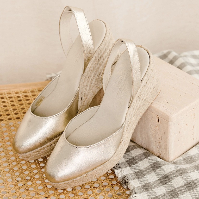 Platinum leather wedge espadrille, perspective view, heel resting - MONPIEL