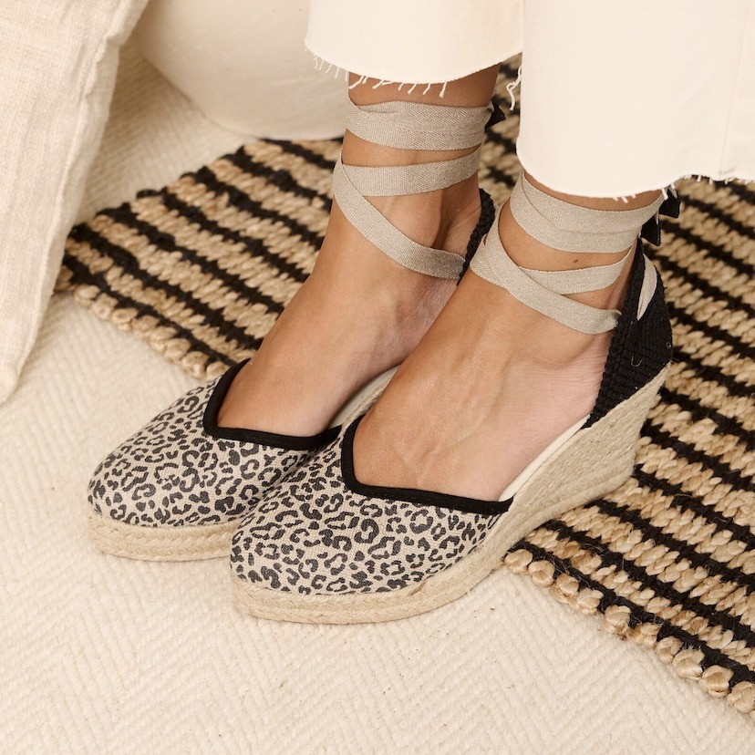 Elba animal print espadrille in black leopard canvas, perspective view - MONPIEL