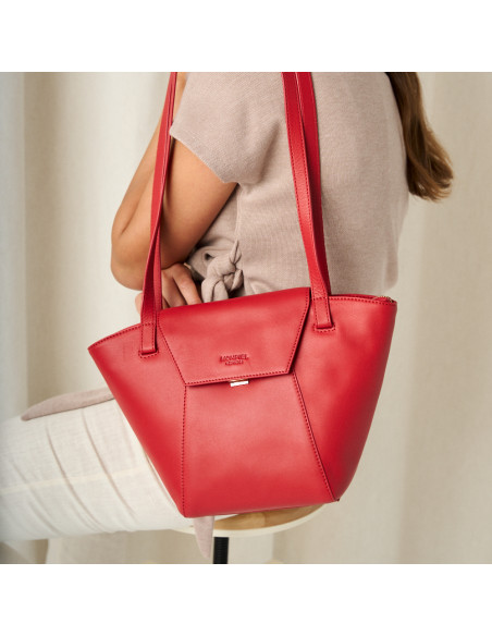 Paris tote bag for women in red leather, front view close-up - MONPIEL Paris tote bag for women in red leather, front view close-up - MONPIEL