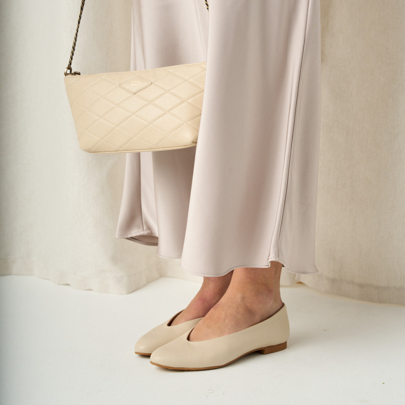bailarina-amelie-plana-beige-perfil
