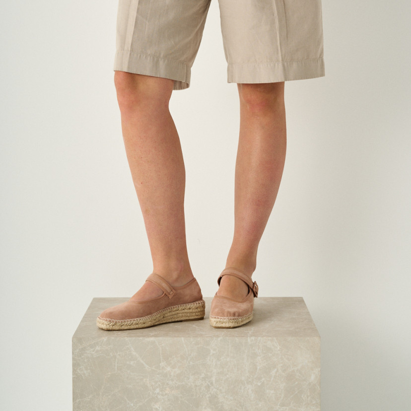 Cuba Mary Jane espadrille in pale pink with perspective view, model standing on marble cube - MONPIEL
