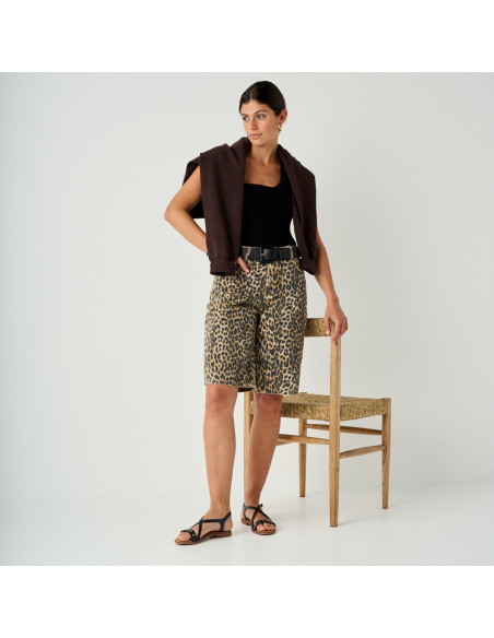 Sandale croisée à clous Bari noire, plan large avec ceinture en cuir - MONPIEL