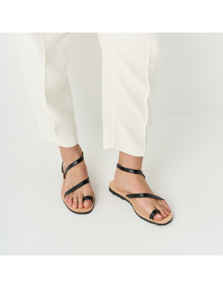 Milos leather sandal with straps in black, front and perspective view of the foot - MONPIEL