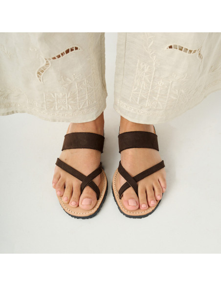 Brown leather Greek sandal Santorini with top view, close-up - MONPIEL Brown leather Greek sandal Santorini with top view, close-up - MONPIEL