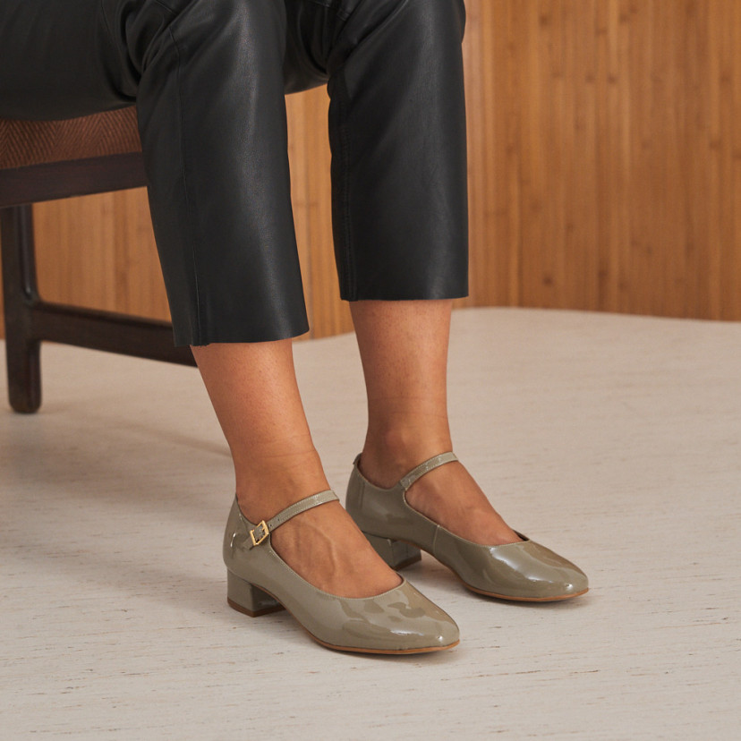 Taupe patent leather women's mary jane with perspective view, focused on feet - MONPIEL