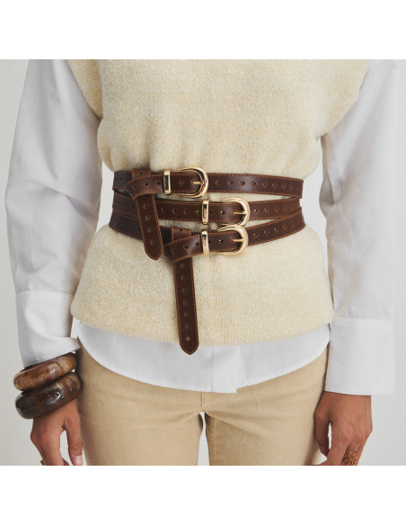 Leather heart belt in tan color, front view, close-up, three belts - MONPIEL