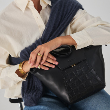 Brown leather women's tote bag Paris Coco, front view, resting on the armchair - MONPIEL 2