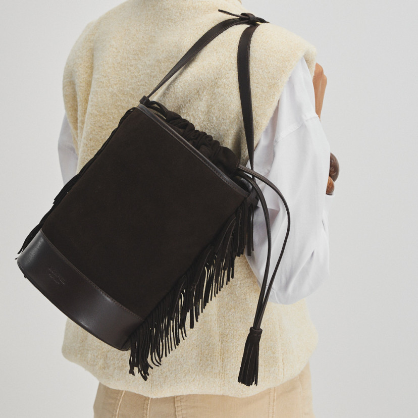 Big leather bucket bag with bangs in brown split leather with front view - MONPIEL