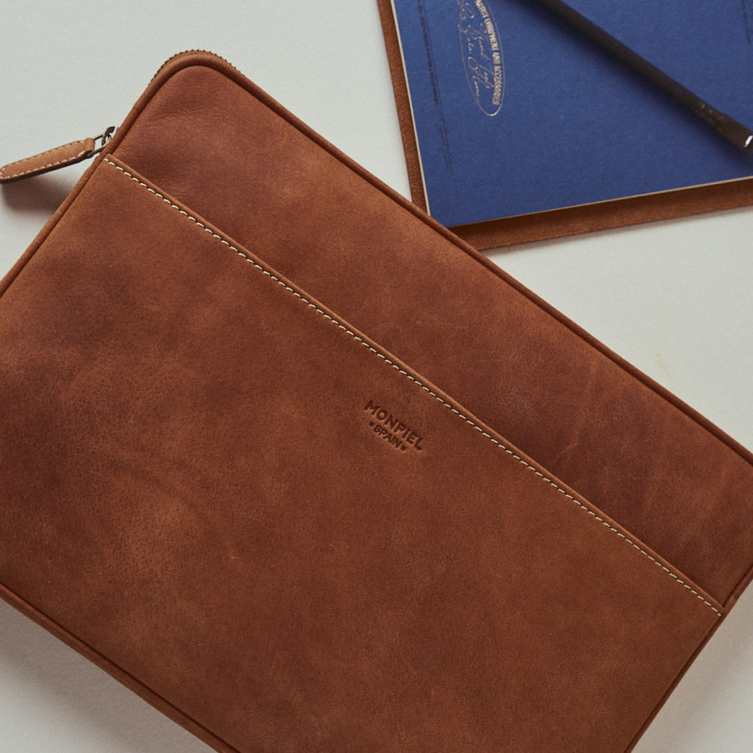Funda de Portátil Piel 15"