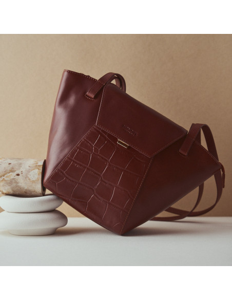 Women's leather tote bag Paris coco in brown with front view, tilted - MONPIEL