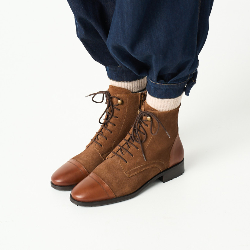 Women's Lace-up Bootie Satur