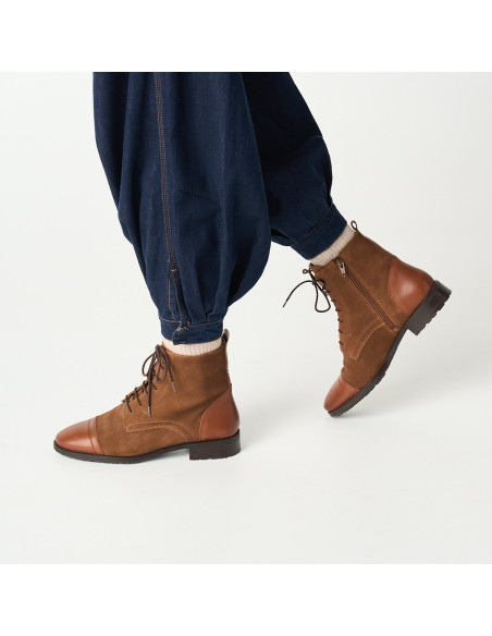 Women's Lace-up Bootie Satur