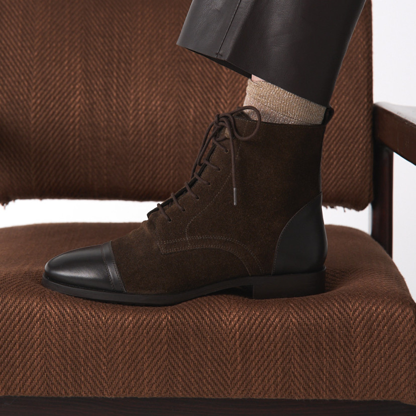 Botín Mujer con Cordones Satur