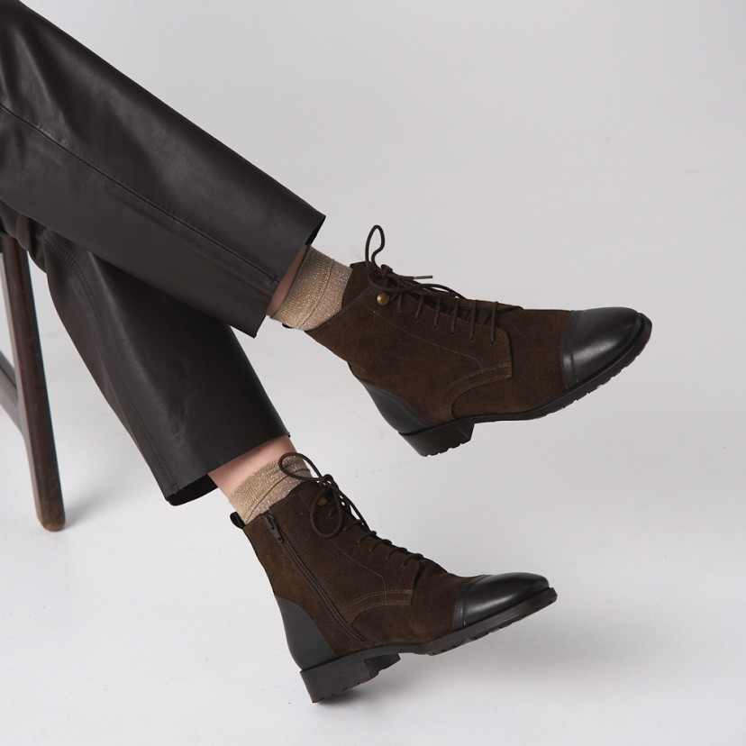 Botín Mujer con Cordones Satur